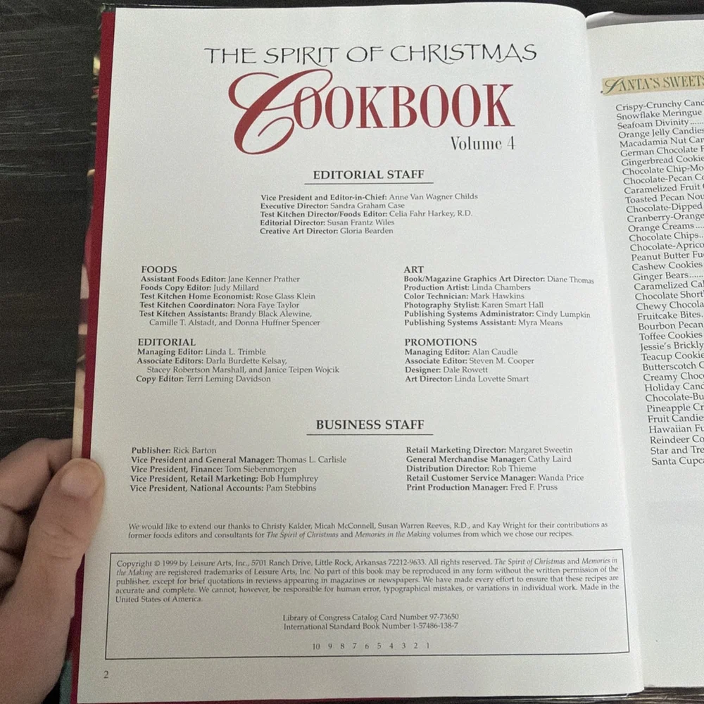 The Spirit of Christmas Cookbook by Leisure Arts Staff Vol 4 (1999, Hardcover)